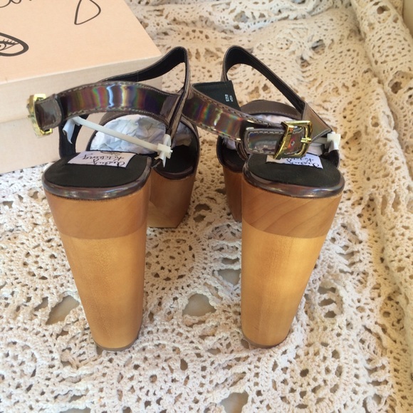 LAST PAIRS☃️💕pewter wooden platforms - Picture 3 of 4