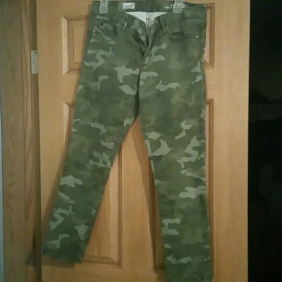 Gap ankle length skinny jean