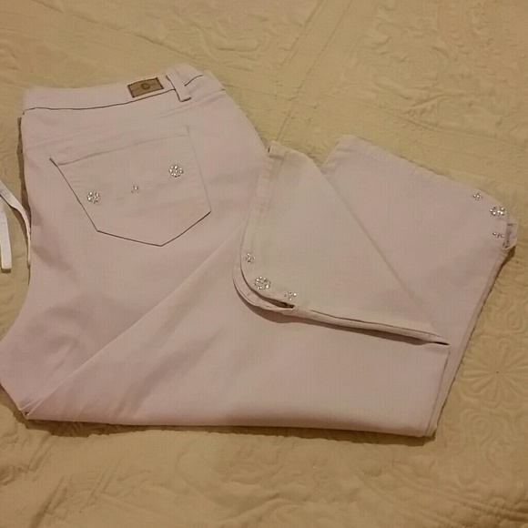 Bling! Pink Capri jeans