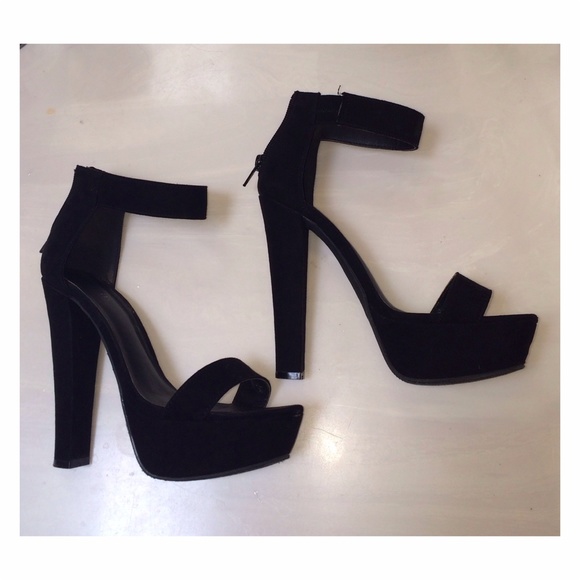 Cathy Jean Shoes - Cute black pumps 👑