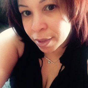 Meet your Posher, Ines