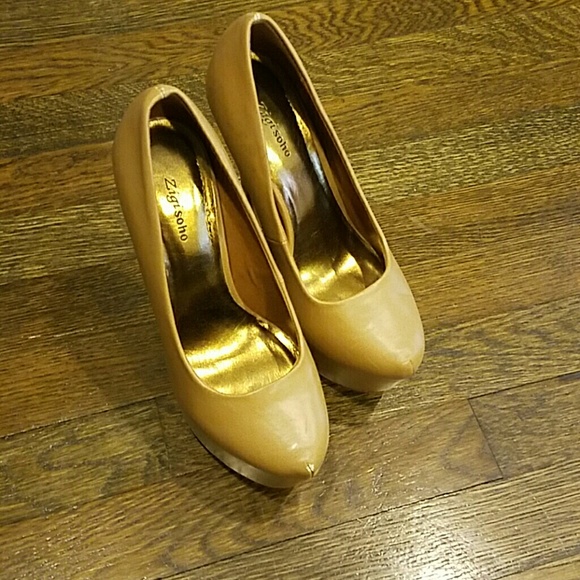 Zigi Soho Platform Pumps