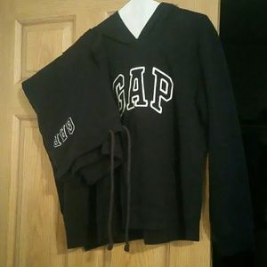 EUC gap sweatsuit