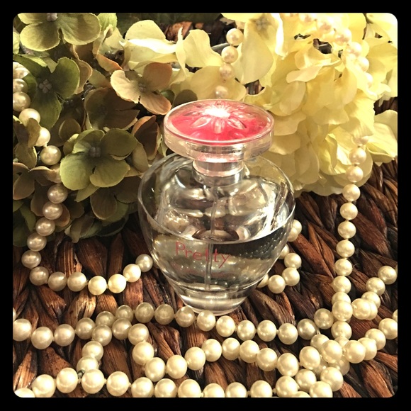 Pretty Elizabeth Arden Eau de Parfum Spray