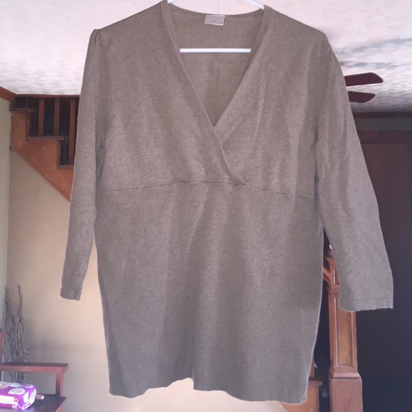Maternity sweater