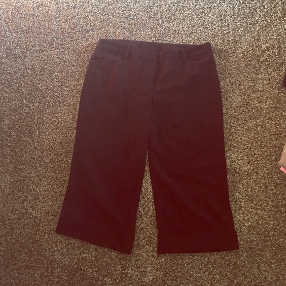 Black cropped dress pants