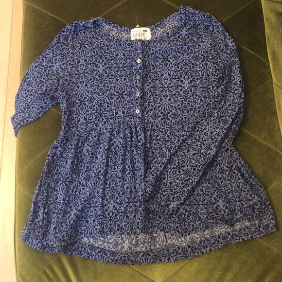 Blue with black design blouse