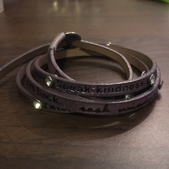 Inspirational message bracelet