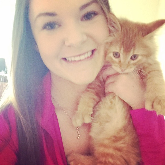 Meet your Posher, Ashlyn - Picture 1 of 1