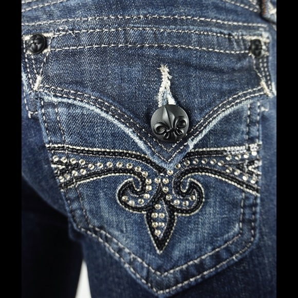 NWOT "Sara" Rock Revival Jeans