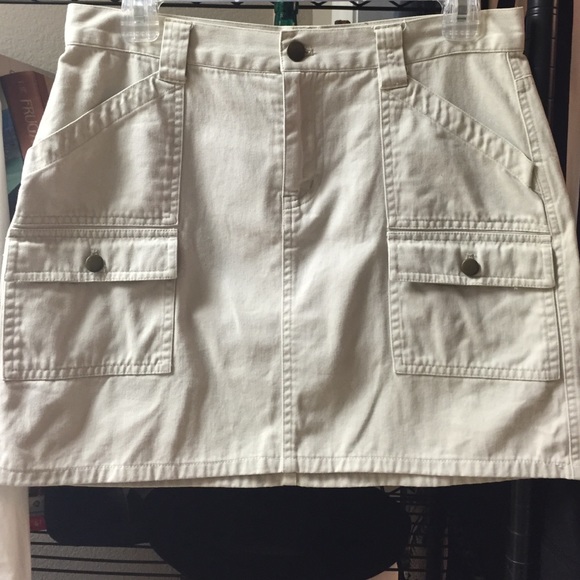 Khaki mini skirt