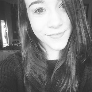 Meet your Posher, Allyson