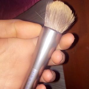 Urban Decay foundation brush