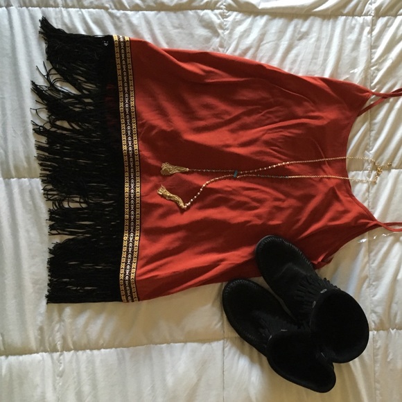 Women's tank top with black fringe