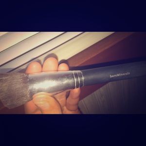 Bare minerals foundation brush