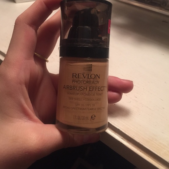 revlon photo ready airbrush foundation