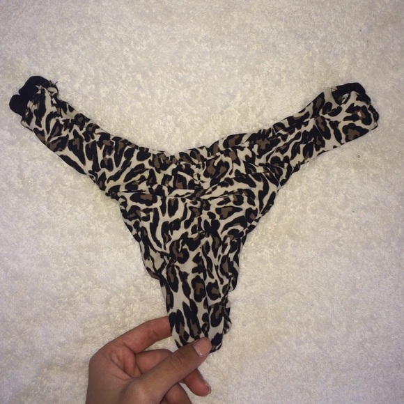 🛍SOLD🛍 - Picture 2 of 3