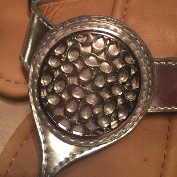 Coach silver flip flops - Picture 2 of 4