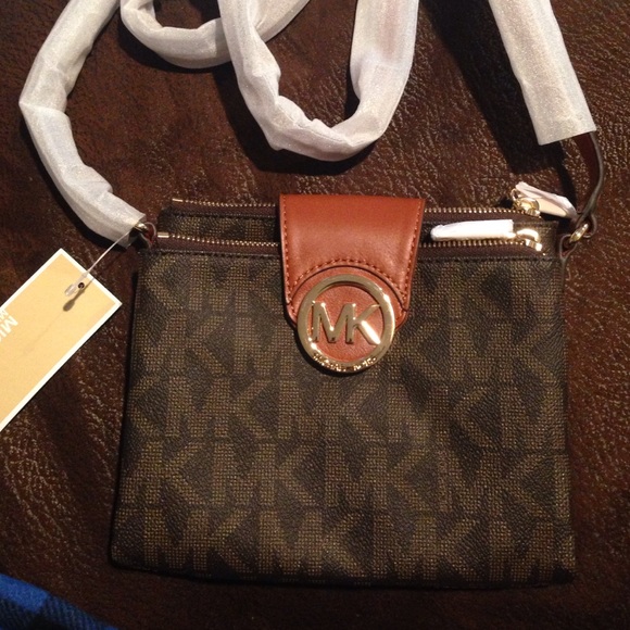 Michael Kors Fulton crossbody