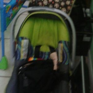 Meet your Posher, Neli