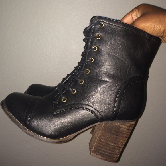 💕Forever 21 Boots💕