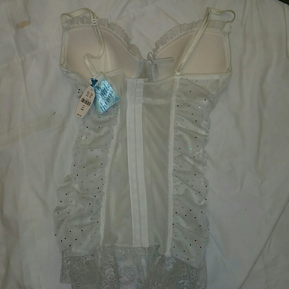 Sexy Little Things Victoria Secret Laundrie - Picture 4 of 4