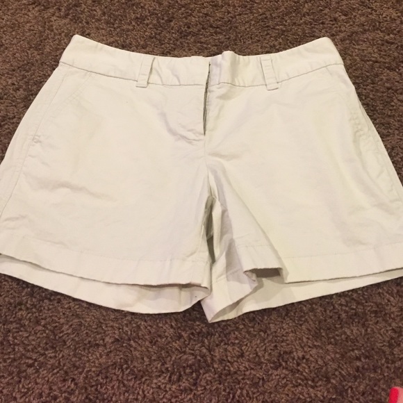 Vineyard vines shorts