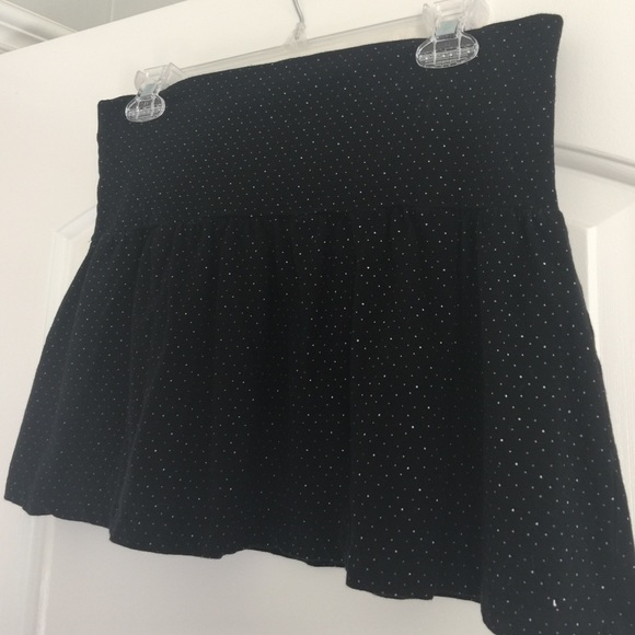Split size-m skirt - Picture 2 of 3