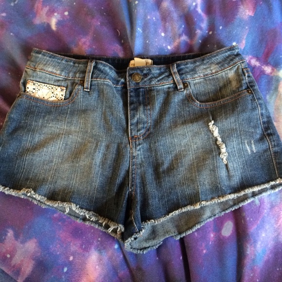 High Waisted Denim Shorts w/ Lace Detailing - Picture 1 of 3
