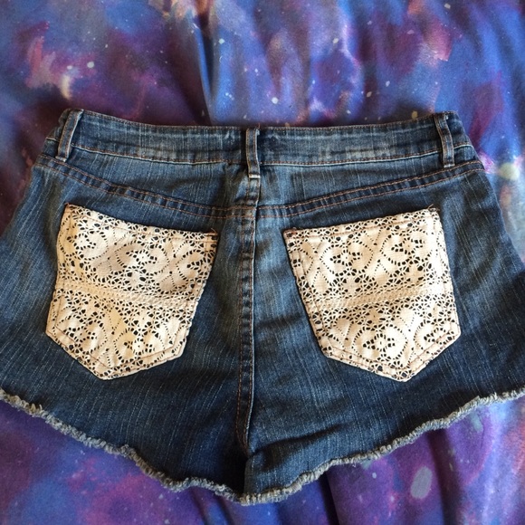 High Waisted Denim Shorts w/ Lace Detailing - Picture 2 of 3