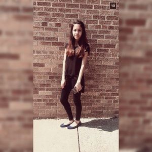 Meet your Posher, Pamela