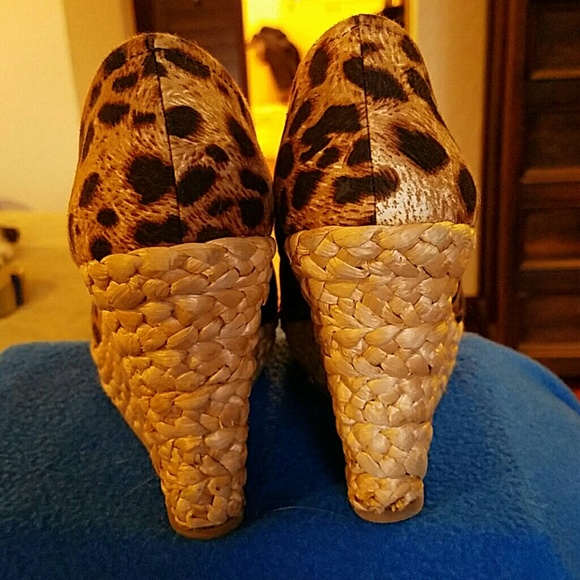 Shoes - Picture 3 of 3