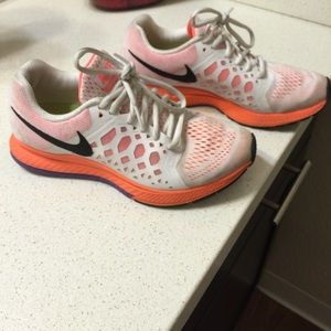 Nike Pegasus 31 workout shoes