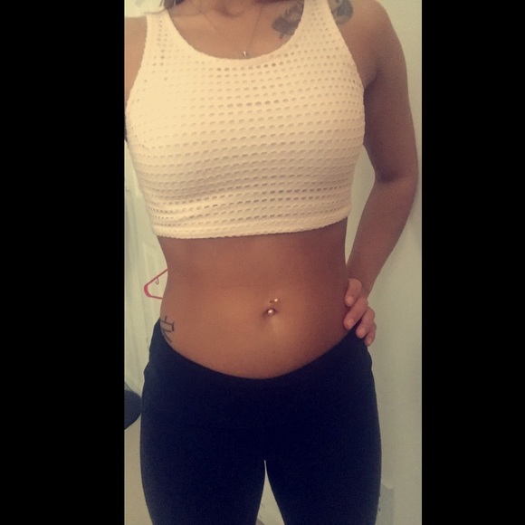 EXPRESS Croptop