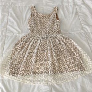 White lace dress