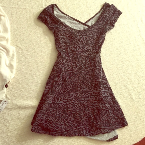 Grey and black patterned backless mini dress