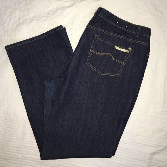 ⚡️🏷✂️Michael Kors boot cut jeans