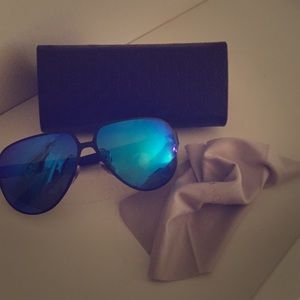 Gucci blue mirrored sunglasses