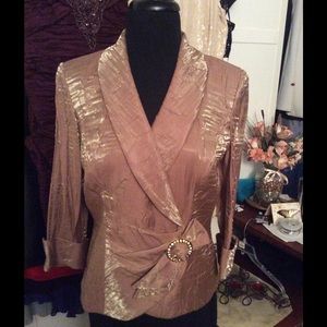 🎉SALE🎉🌹Alex Evenings Gold Top🌹NWOT🌹