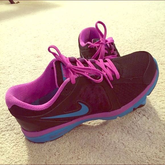 Nike Shoes - NWOB Nike Glides