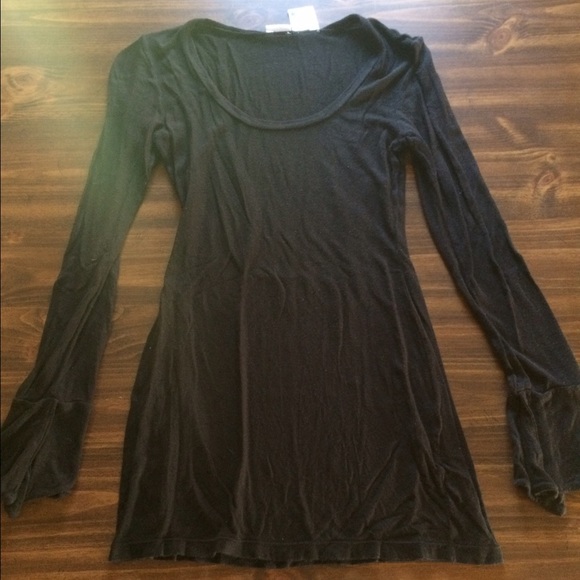 black shirt