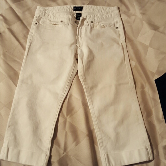 Limited white denim capri pants