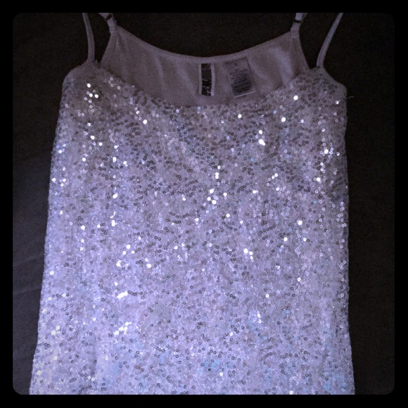 BKE silver/off white sparkle tank!