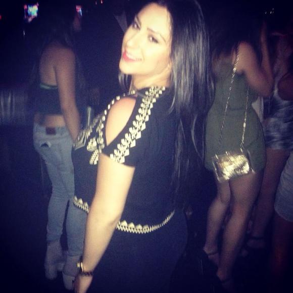 Meet your Posher, Liora