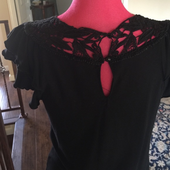 Top - Picture 2 of 2