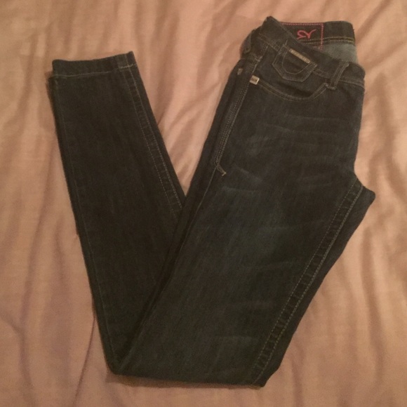 ROCAWEAR - Picture 2 of 2