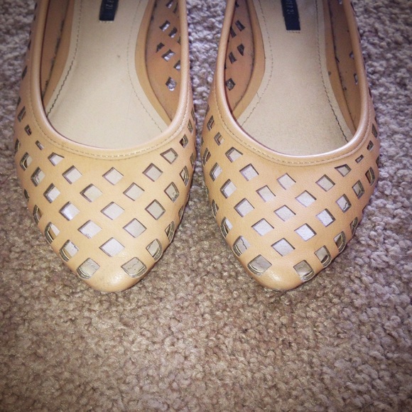 ✨Forever 21 Flats✨ - Picture 2 of 4