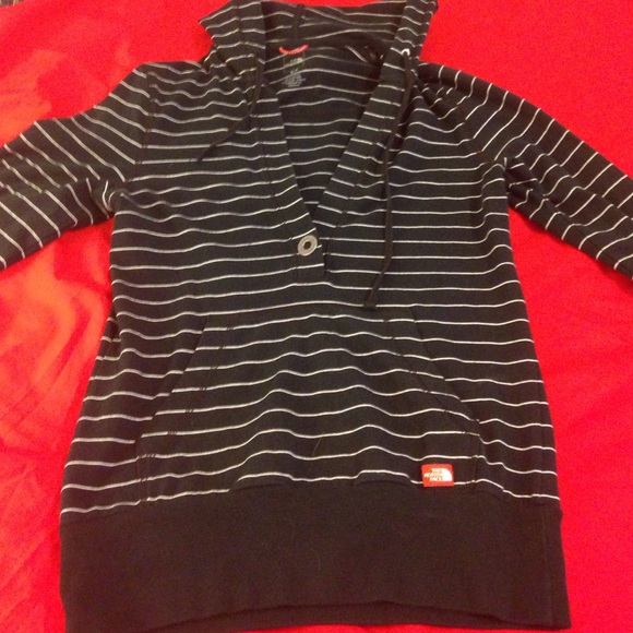 North Face hooded pullover