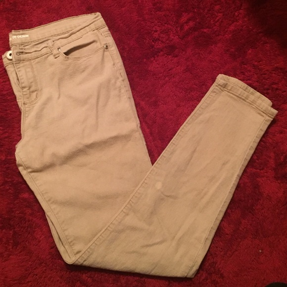 Tan jeans!