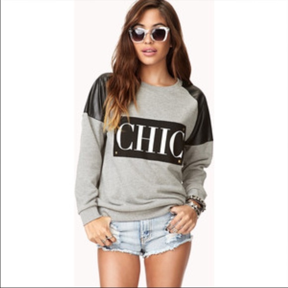 Chic sweatshirt from forever21